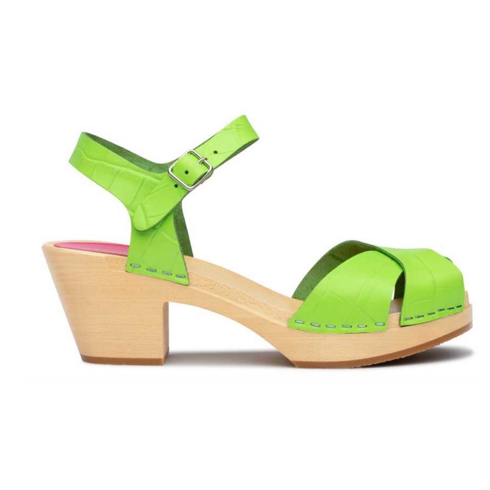 Swedish Hasbeens green clogs NWOT